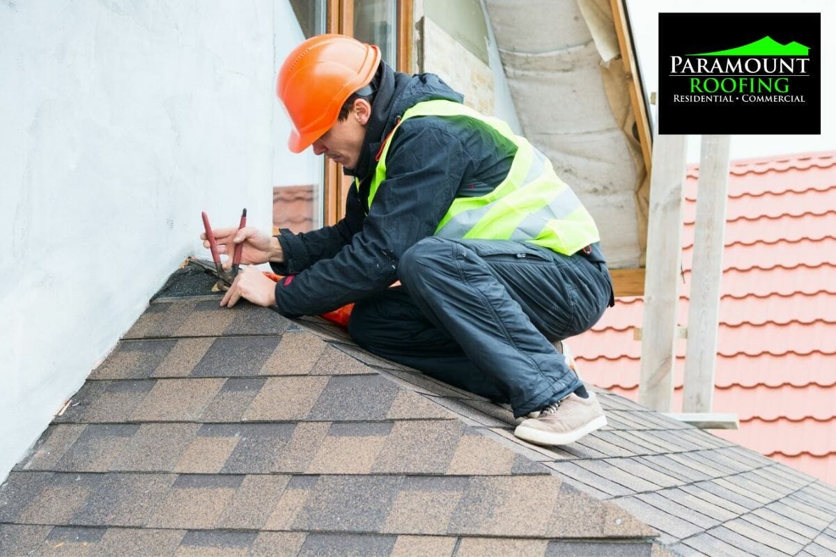 WHAT SHOULD A ROOFING CONTRACTOR GUARANTEE?